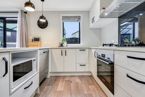 Photo of property in 2/64 Cabourne Drive, Glenview, Hamilton, 3206