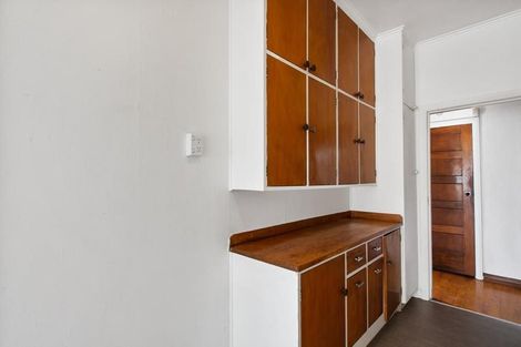 Photo of property in 41 Blockhouse Bay Road, Avondale, Auckland, 1026