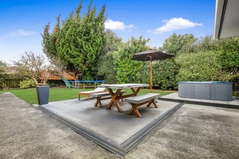 Photo of property in 4 Tatua Place, Conifer Grove, Takanini, 2112