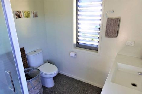 Photo of property in 122 Pepe Road, Tairua, 3508