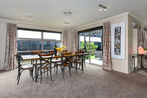 Photo of property in 33 Dryden Avenue, Rolleston, 7614