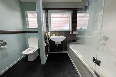 Photo of property in 125 Royal Road, Massey, Auckland, 0614