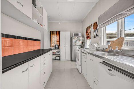 Photo of property in 515 Windsor Avenue, Parkvale, Hastings, 4122