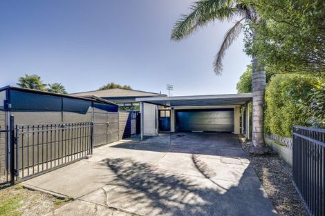 Photo of property in 28 Chester Street, Taradale, Napier, 4112