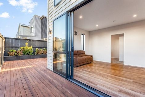 Photo of property in 15 Waterlily Street, Hobsonville, Auckland, 0616