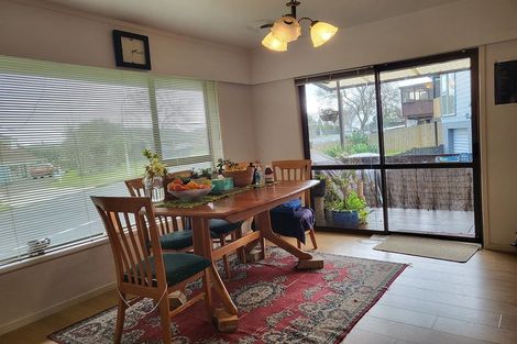 Photo of property in 154 Everglade Drive, Totara Heights, Auckland, 2105
