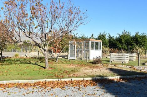 Photo of property in 16 Matukituki Crescent, Twizel, 7901