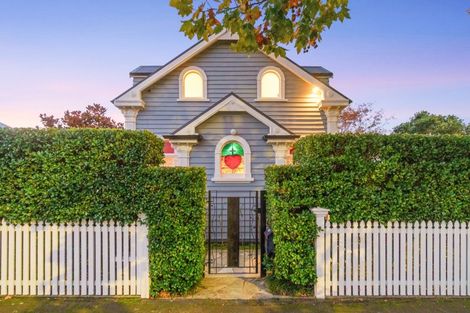 Photo of property in 10 Calliope Road, Devonport, Auckland, 0624