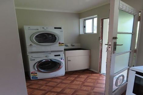 Photo of property in 1 Clementine Way, Crofton Downs, Wellington, 6035