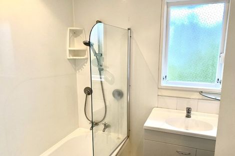 Photo of property in 1/5 Erica Road, Sunnynook, Auckland, 0620