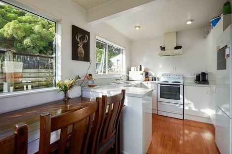 Photo of property in 34a Kotare Place, South Bay, Kaikoura, 7300