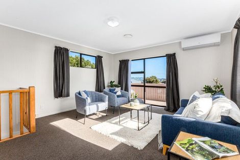 Photo of property in 11 Cleat Street, Whitby, Porirua, 5024