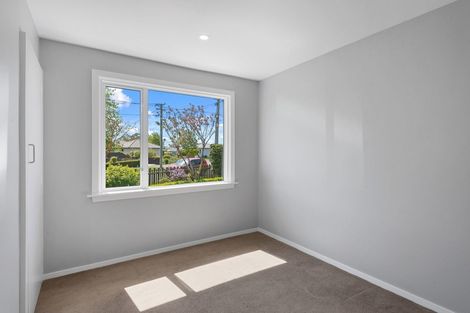 Photo of property in 18 Bideford Place, Dallington, Christchurch, 8061