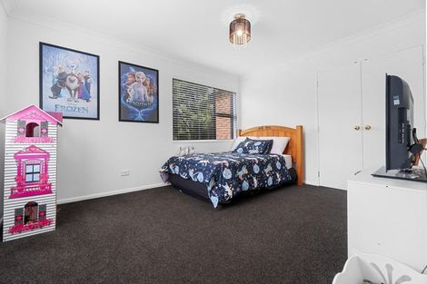 Photo of property in 12 Sunset Close, Western Heights, Hamilton, 3200