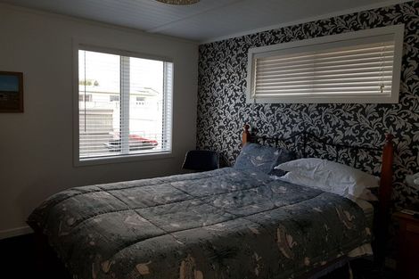 Photo of property in 5 Orbell Crescent, Te Anau, 9679