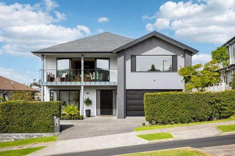 Photo of property in 32 Grut Greens, Silverdale, 0932