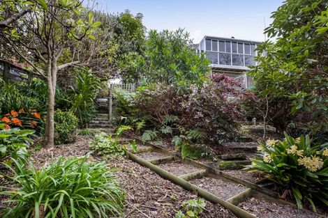 Photo of property in 54 Karina Road, Merrilands, New Plymouth, 4312