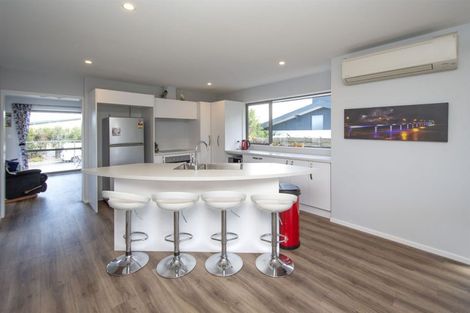 Photo of property in 39 Hardy Street, New Brighton, Christchurch, 8061