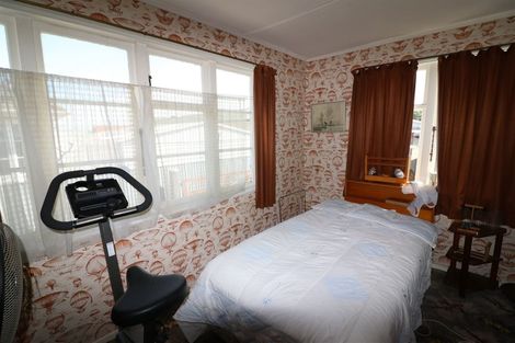 Photo of property in 7 Princess Street, Dannevirke, 4930