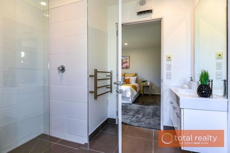 Photo of property in 86 Somerfield Street, Somerfield, Christchurch, 8024