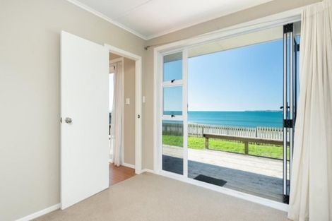 Photo of property in 107 Karewa Parade, Papamoa Beach, Papamoa, 3118