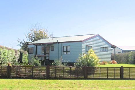 Photo of property in 36 Oyster Drive, Cooks Beach, Whitianga, 3591