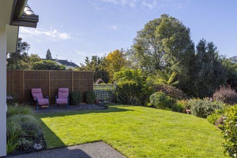 Photo of property in 44 Lakeridge Close, Rangatira Park, Taupo, 3330