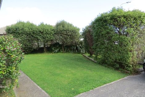 Photo of property in 8 Ayr Place, Hokowhitu, Palmerston North, 4410