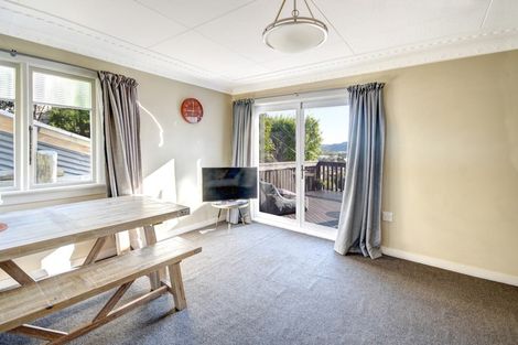 Photo of property in 37 Easther Crescent, Kew, Dunedin, 9012