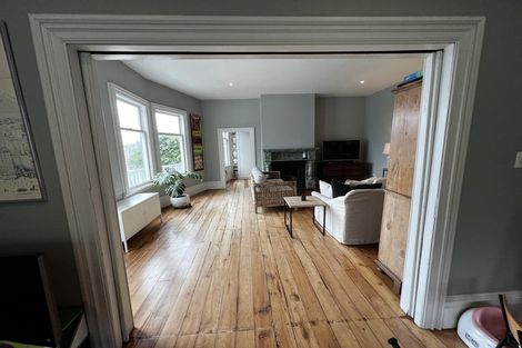 Photo of property in 13 Glenbervie Terrace, Thorndon, Wellington, 6011