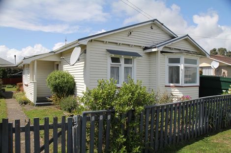 Photo of property in 105 Queen Street, Westport, 7825