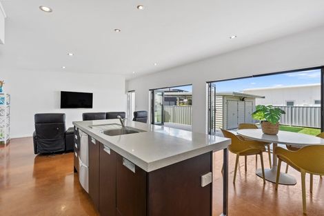 Photo of property in 31 Ata-mahina Way, Ruakaka, 0116