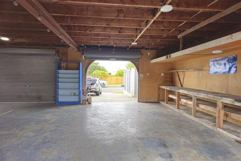 Photo of property in 43 Duckworth Crescent, Greenmeadows, Napier, 4112