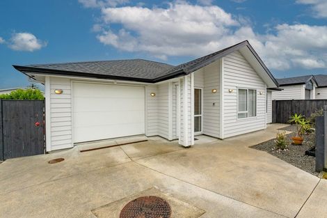 Photo of property in 16 Verdot Close, Kumeu, 0810