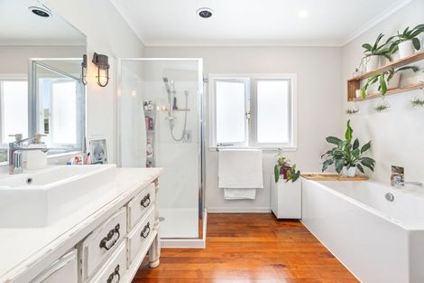 Photo of property in 27 Montgomery Avenue, Onerahi, Whangarei, 0110