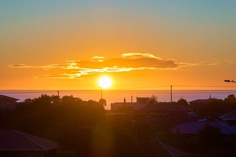 Photo of property in 19 Fyffe Avenue, Kaikoura, 7300