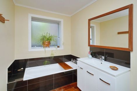 Photo of property in 52 Mcbratneys Road, Dallington, Christchurch, 8061