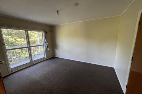 Photo of property in 15a Rakeiora Grove, Korokoro, Lower Hutt, 5012