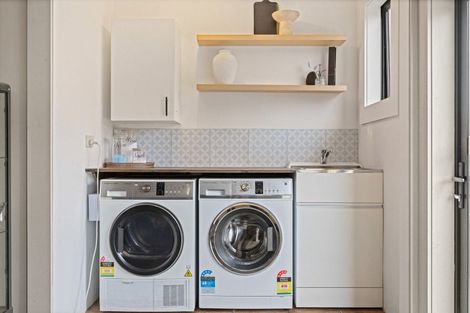 Photo of property in 62 Antrim Street, Cromwell, 9310