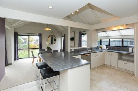 Photo of property in 8 Otatara Road, Taradale, Napier, 4112