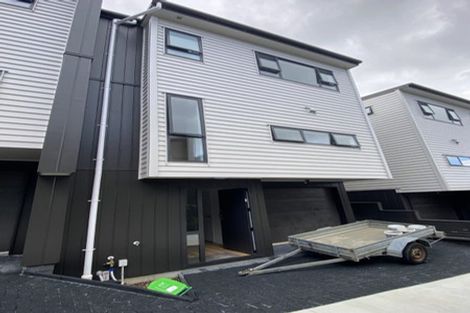 Photo of property in 32c Potter Avenue, Northcote, Auckland, 0627