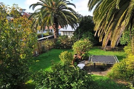 Photo of property in 83 Hobsonville Road, West Harbour, Auckland, 0618