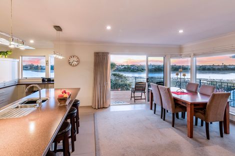 Photo of property in 7a Gills Avenue, Papakura, 2110