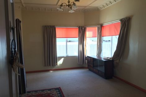 Photo of property in 139 Richardson Street, Saint Clair, Dunedin, 9012