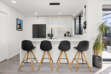 Photo of property in 44a Trinity Crescent, Pirimai, Napier, 4112