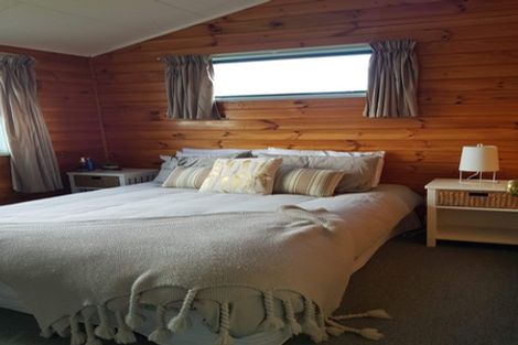 Photo of property in 20 Kotuku Place, Snells Beach, 0920