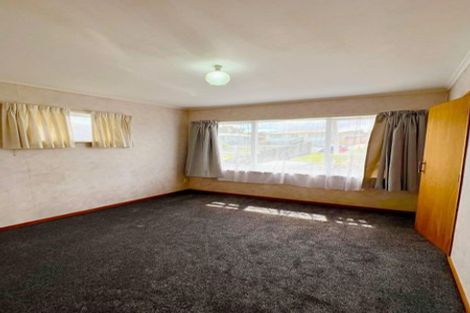 Photo of property in 38 Oriana Avenue, Lynfield, Auckland, 1042