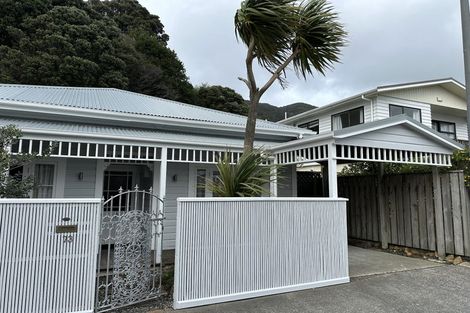 Photo of property in 73 Muritai Road, Eastbourne, Lower Hutt, 5013
