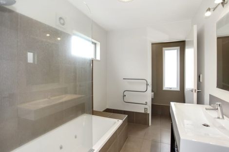 Photo of property in 88b Brockworth Place, Riccarton, Christchurch, 8011