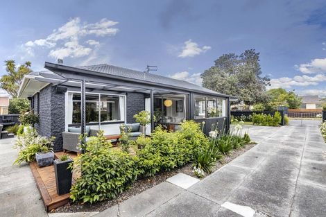 Photo of property in 25 Pandora Street, North New Brighton, Christchurch, 8083